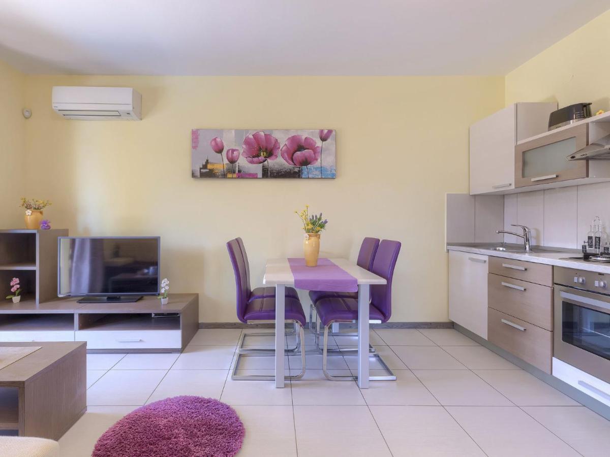 Holiday Home Linden Tree By Interhome Pula Dış mekan fotoğraf